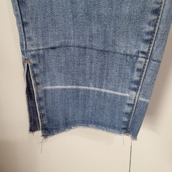 ANN TAYLOR Womens SZ 14 The Skinny Modern Fit Jeans Light Wash Raw Hem Ankle - Picture 6 of 13